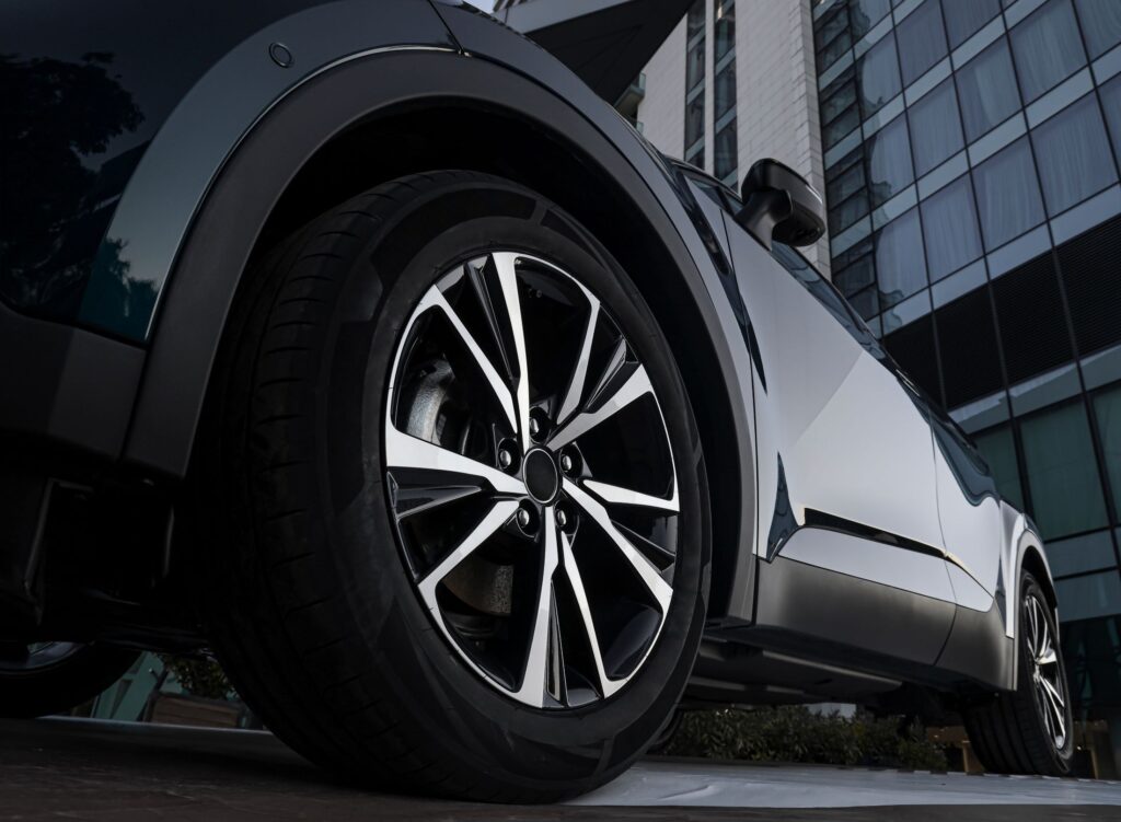 How to Choose the Right Tires for Your Vehicle
